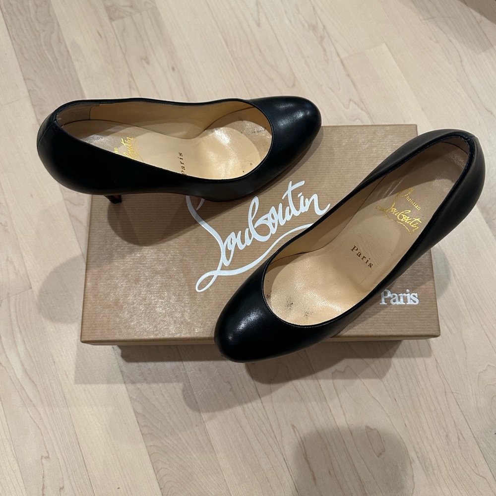 simple pump louboutin